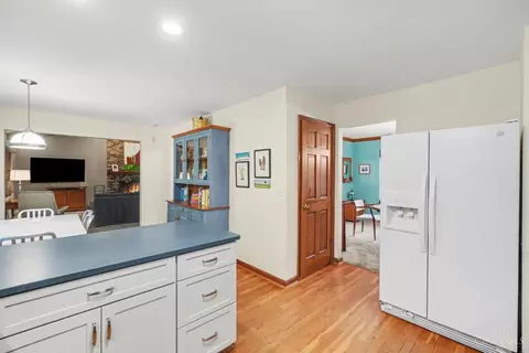 Kitchen - 6975 Perthview Dr, Cincinnati, OH 45244 photo 3 of 3