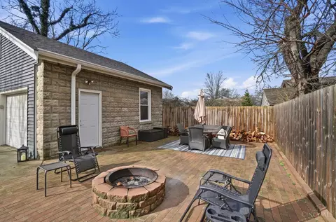 Exterior - 1127 Rulison Ave, Cincinnati, OH 45238 photo 9 of 13