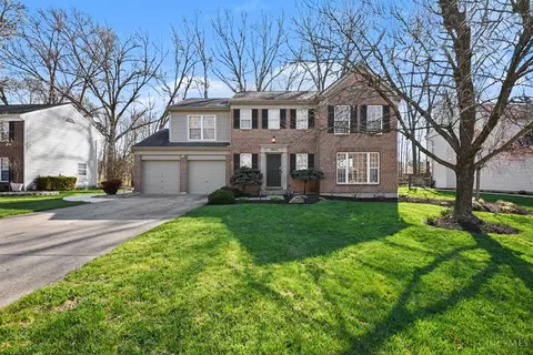 1004 Vixen Dr, Cincinnati, OH 45245