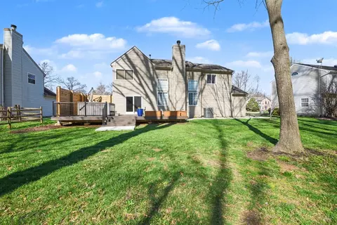 Exterior - 1004 Vixen Dr, Cincinnati, OH 45245 photo 6 of 9