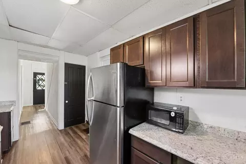 Entry Way - 915 Third St, Reading, OH 45215 photo 3 of 3