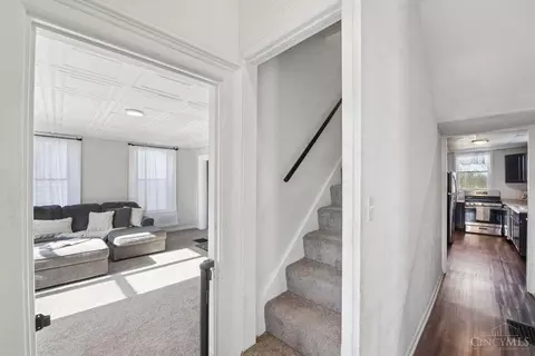 Entry Way - 915 Third St, Reading, OH 45215 photo 1 of 3