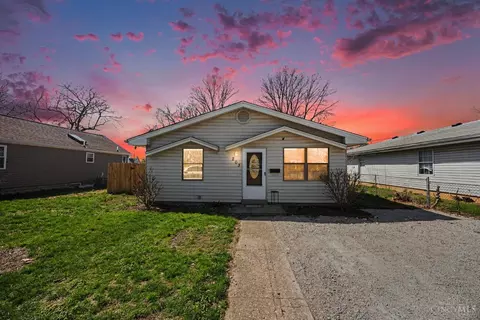 203 Center St, Trenton, OH 45067