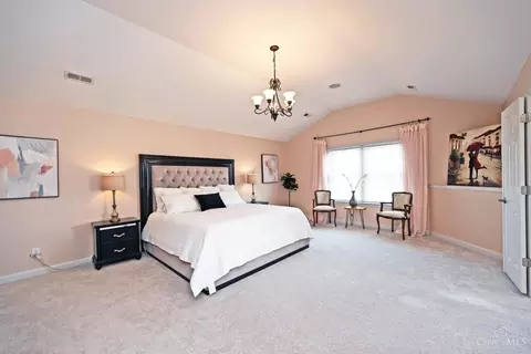 Bedroom - 6323 Tarton Fields Ln, Mason, OH 45040 photo 1 of 8
