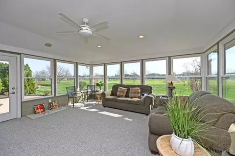 Exterior - 6323 Tarton Fields Ln, Mason, OH 45040 photo 6 of 15