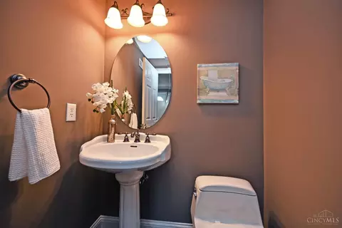 Bath - 6323 Tarton Fields Ln, Mason, OH 45040 photo 12 of 12