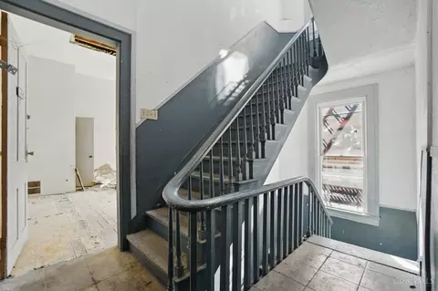Entry Way - 64 Mcmicken Ave, Cincinnati, OH 45202 photo 2 of 3