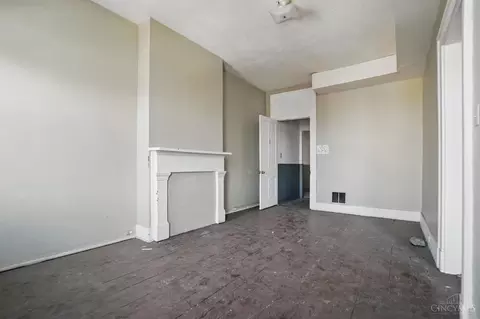 Bedroom - 64 Mcmicken Ave, Cincinnati, OH 45202 photo 10 of 10