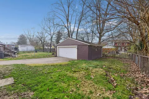 Exterior - 3827 Thornton Dr, Cincinnati, OH 45236 photo 3 of 7