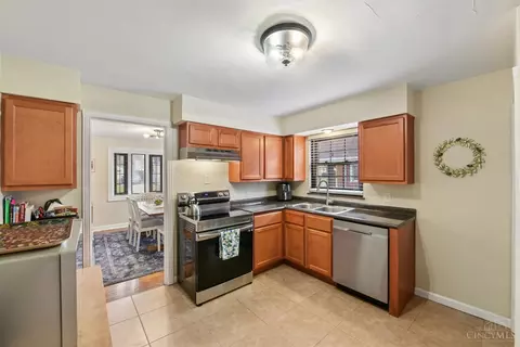 Kitchen - 3827 Thornton Dr, Cincinnati, OH 45236 photo 1 of 2