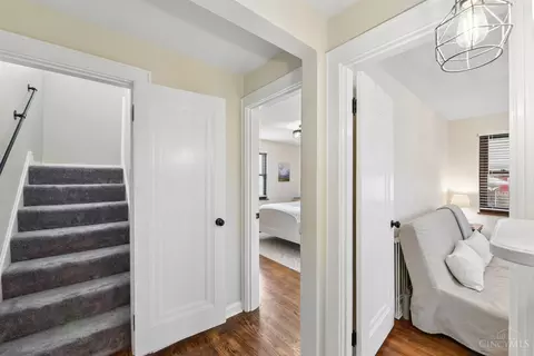 Entry Way - 3827 Thornton Dr, Cincinnati, OH 45236 photo 3 of 5