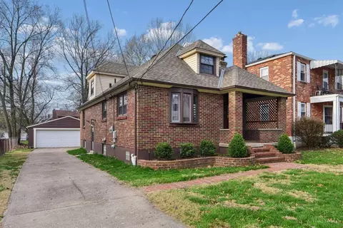Exterior - 3827 Thornton Dr, Cincinnati, OH 45236 photo 6 of 7