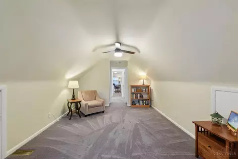 Entry Way - 3827 Thornton Dr, Cincinnati, OH 45236 photo 5 of 5