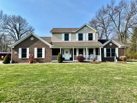946 Brunswick Dr, Fayetteville, OH 45118