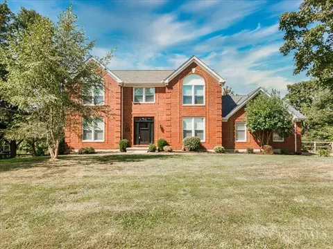 9873 Kittywood Dr, Colerain Twp, OH 45252
