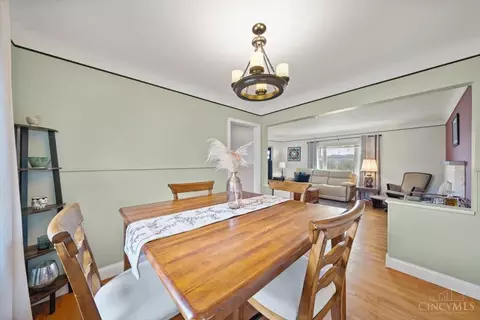 Dining - 113 Siebenthaler Ave, Reading, OH 45215 photo 1 of 2