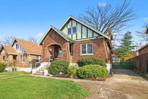3058 Penrose Pl, Cincinnati, OH 45211
