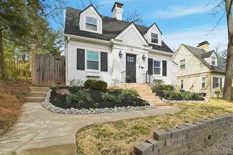 4926 Le Blond Ave, Cincinnati, OH 45208