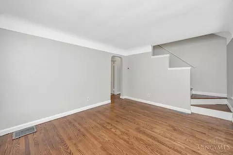 Living - 62 Laurel Ave, Cincinnati, OH 45216 photo 1 of 4
