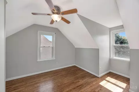 Bedroom - 62 Laurel Ave, Cincinnati, OH 45216 photo 5 of 7