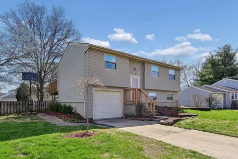 130 Country View Dr, Harrison, OH 45030