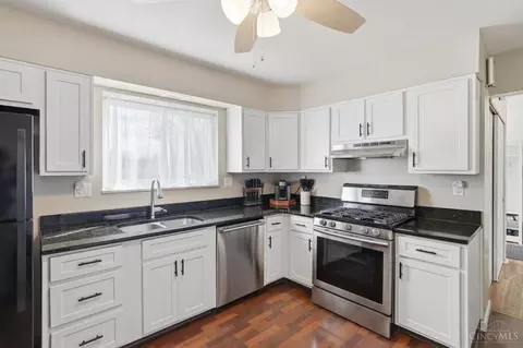 1682 Citadel Pl, Cincinnati, OH 45255 photo 11