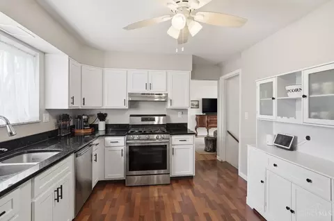 1682 Citadel Pl, Cincinnati, OH 45255 photo 10