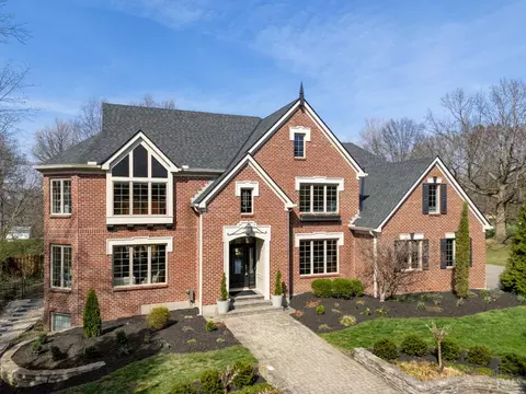 7740 Kugler Mill Rd, Cincinnati, OH 45243
