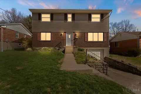 5474 Starcrest Dr, Cincinnati, OH 45238
