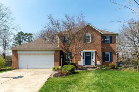 7829 Strawberry Hill Ln, Maineville, OH 45039