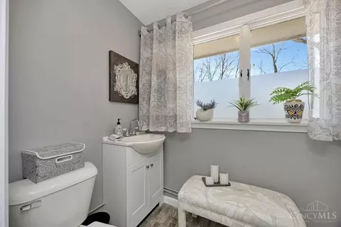 Bath - 39 Hermay Dr, Hamilton, OH 45013 photo 2 of 2
