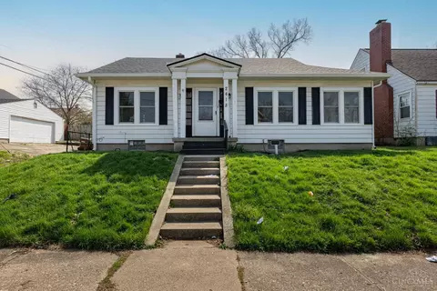 2418 Sherman Ave, Middletown, OH 45044