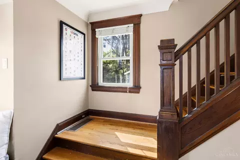 Entry Way - 2711 Arbor Ave, Cincinnati, OH 45209 photo 1 of 2