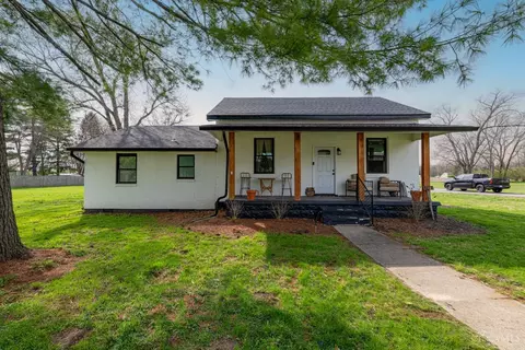 307 Mill St, Seven Mile, OH 45062