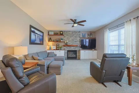Living - 5141 Fordon Ct, Cincinnati, OH 45244 photo 3 of 4