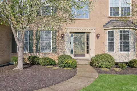 Exterior - 5141 Fordon Ct, Cincinnati, OH 45244 photo 4 of 14