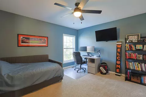 Bedroom - 5141 Fordon Ct, Cincinnati, OH 45244 photo 4 of 4