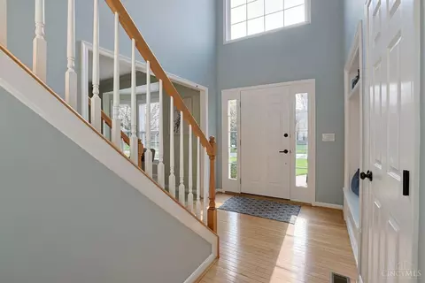 Entry Way - 5141 Fordon Ct, Cincinnati, OH 45244 photo 1 of 2
