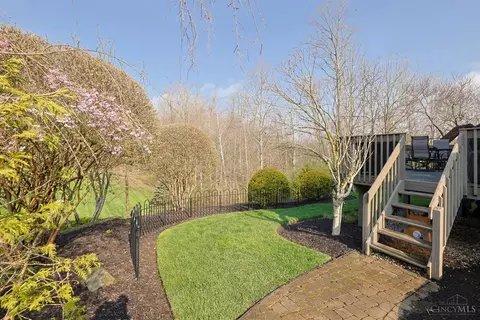 Exterior - 5141 Fordon Ct, Cincinnati, OH 45244 photo 13 of 14