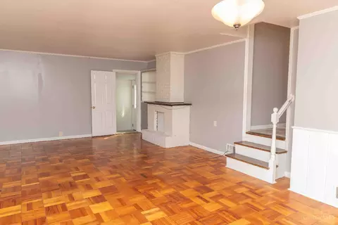 Living - 6785 Marvin Ave, Cincinnati, OH 45224 photo 2 of 3