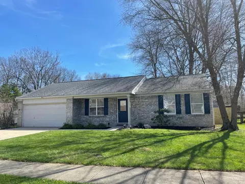 1429 Gumbert Dr, Amelia, OH 45102