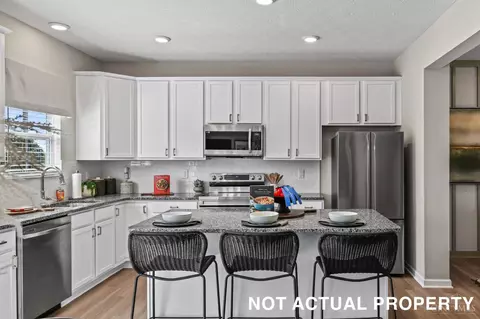 Kitchen - 3653 Birkdale Ln, Fairfax, OH 45227 photo 2 of 3
