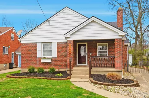 3790 Broadlawn Cir, Silverton, OH 45236