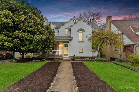 2720 Mckinley Ave, Cincinnati, OH 45211
