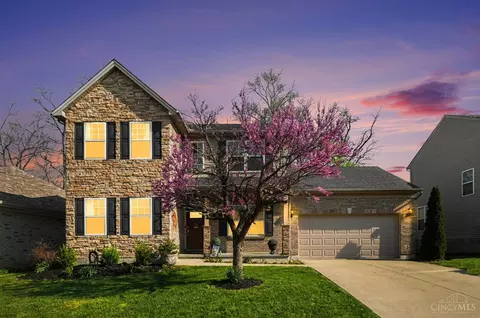 310 Red Cedar Ct, Hamilton Township, OH 45039