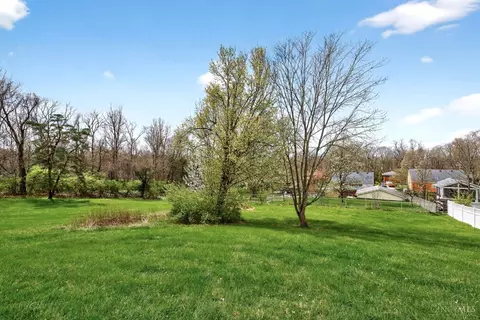 Exterior - 9007 Rolling Ln, Cincinnati, OH 45236 photo 13 of 17