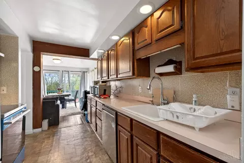 Kitchen - 9007 Rolling Ln, Cincinnati, OH 45236 photo 2 of 4