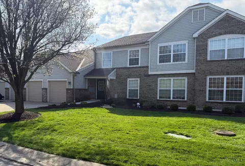 7470 Waterford Dr, Mason, OH 45040