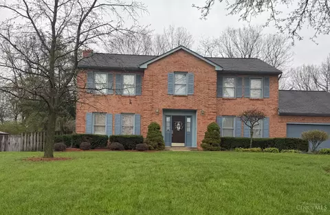 7898 Plantation Dr, West Chester, OH 45069