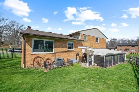 Exterior - 4073 Mantell Ave, Cincinnati, OH 45236 photo 6 of 9